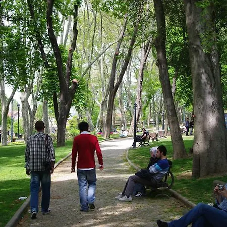 Apartment Gulhane